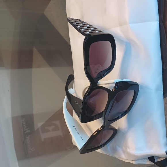 Two pairs of Chanel Sunglasses - Picture 9 of 10